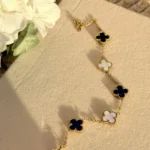 Black-White vancleef