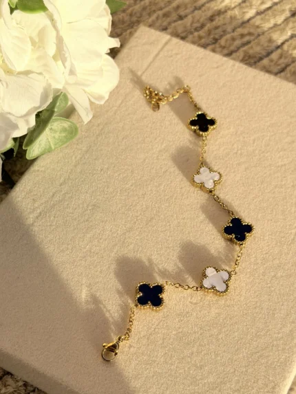 Black-White vancleef