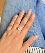 Gold Solitair Ring - Image 2