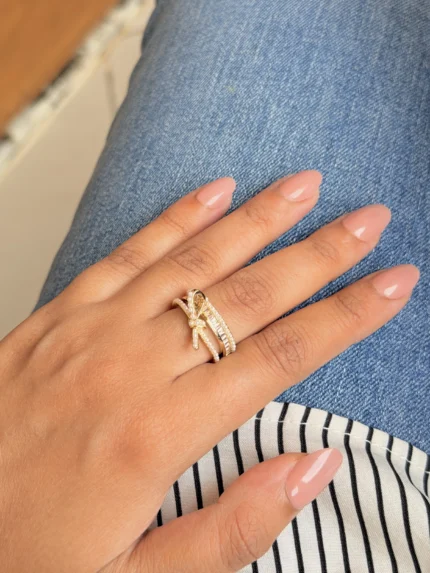Pinteresty Pearl Bow Ring