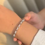 Silver Frost Link Handcuff