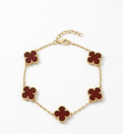 Maroonish red vancleef