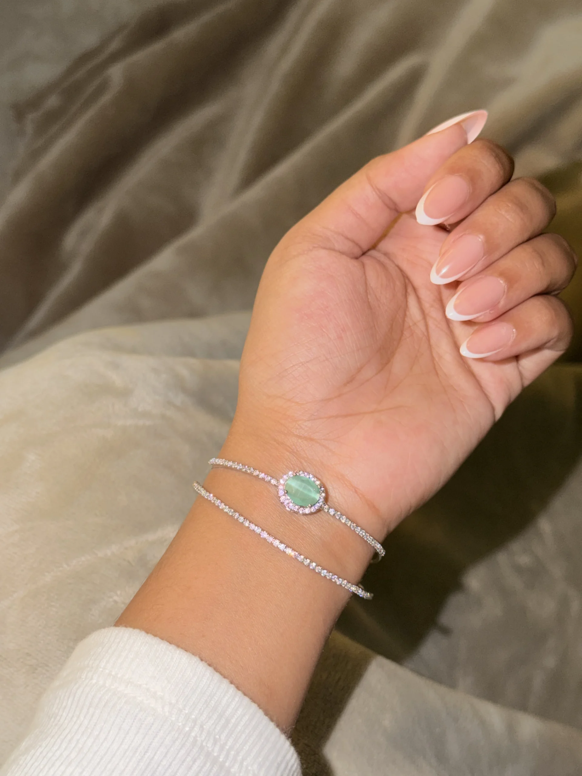 IMG_7071 Mint Dream Handcuff - Image 1